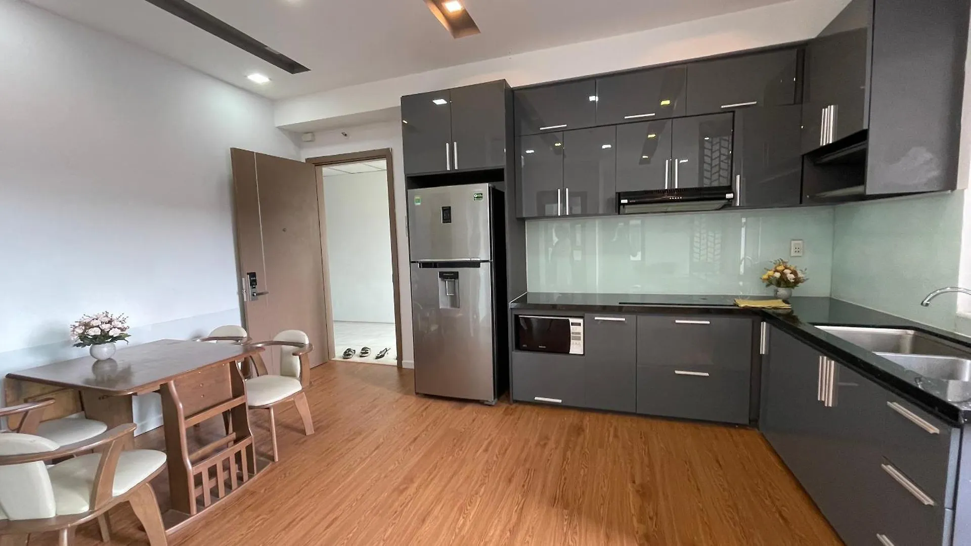 Gem House'S Condotel 芽庄 0*,