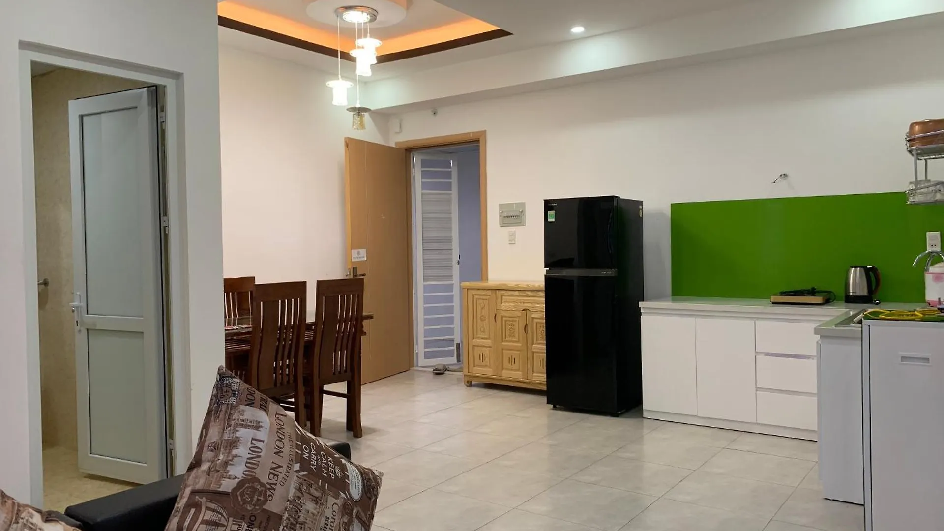 Gem House'S Condotel 芽庄 0*,
